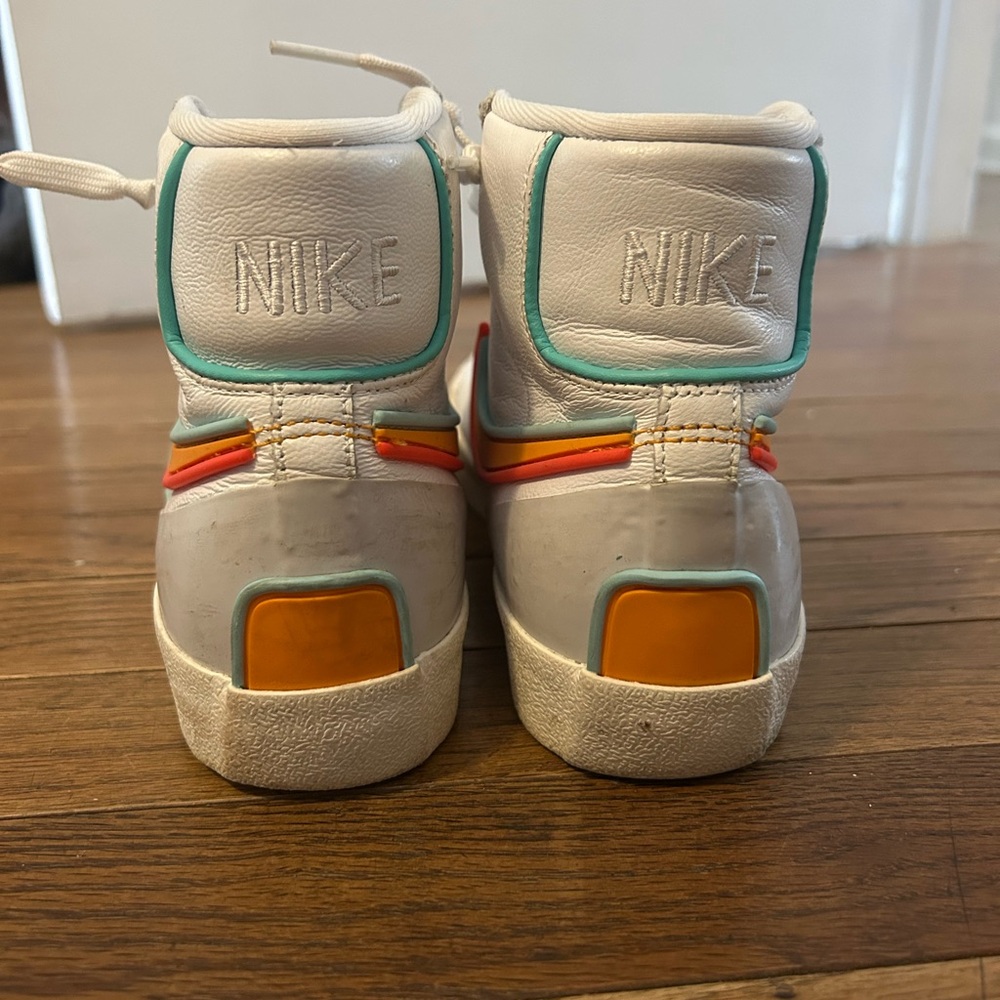 Nike White High-Top Sneakers with Orange and Red Swoosh - Picture 4 of 4